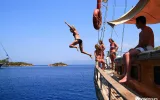 Entspannende Yachttour in den Buchten von Kemer — 4/13