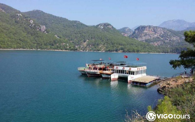 Discover Side: Nature, History, and Green Lake Adventure