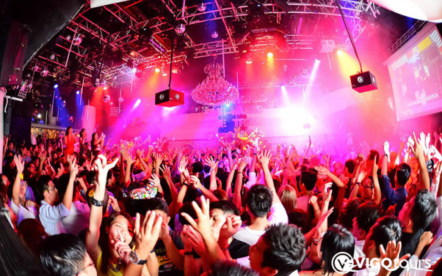 Alanya Disco Party Boat – Tanzen und Feiern auf dem Wasser